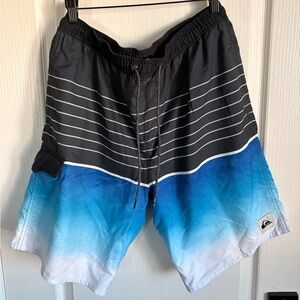 Quiksilver Men's Black and Gradient Blue Board Shorts